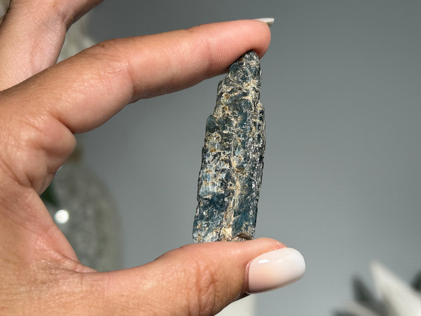 Blue Kyanite (2.1", 53mm)