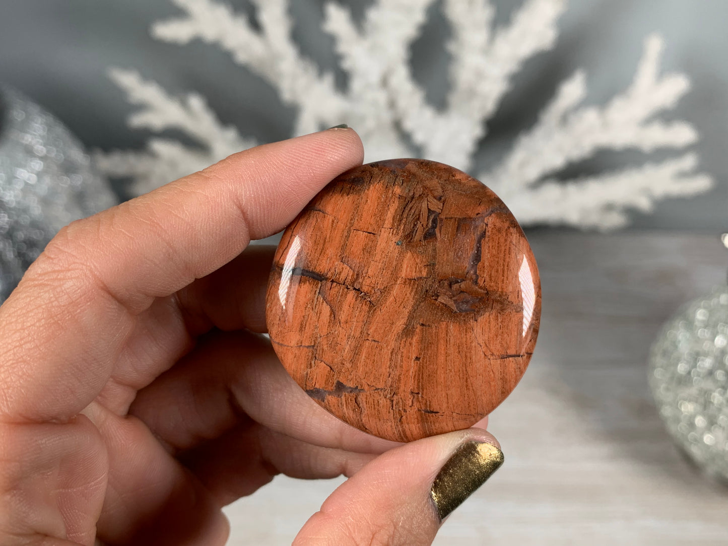 Flat Red Jasper Palm Stone