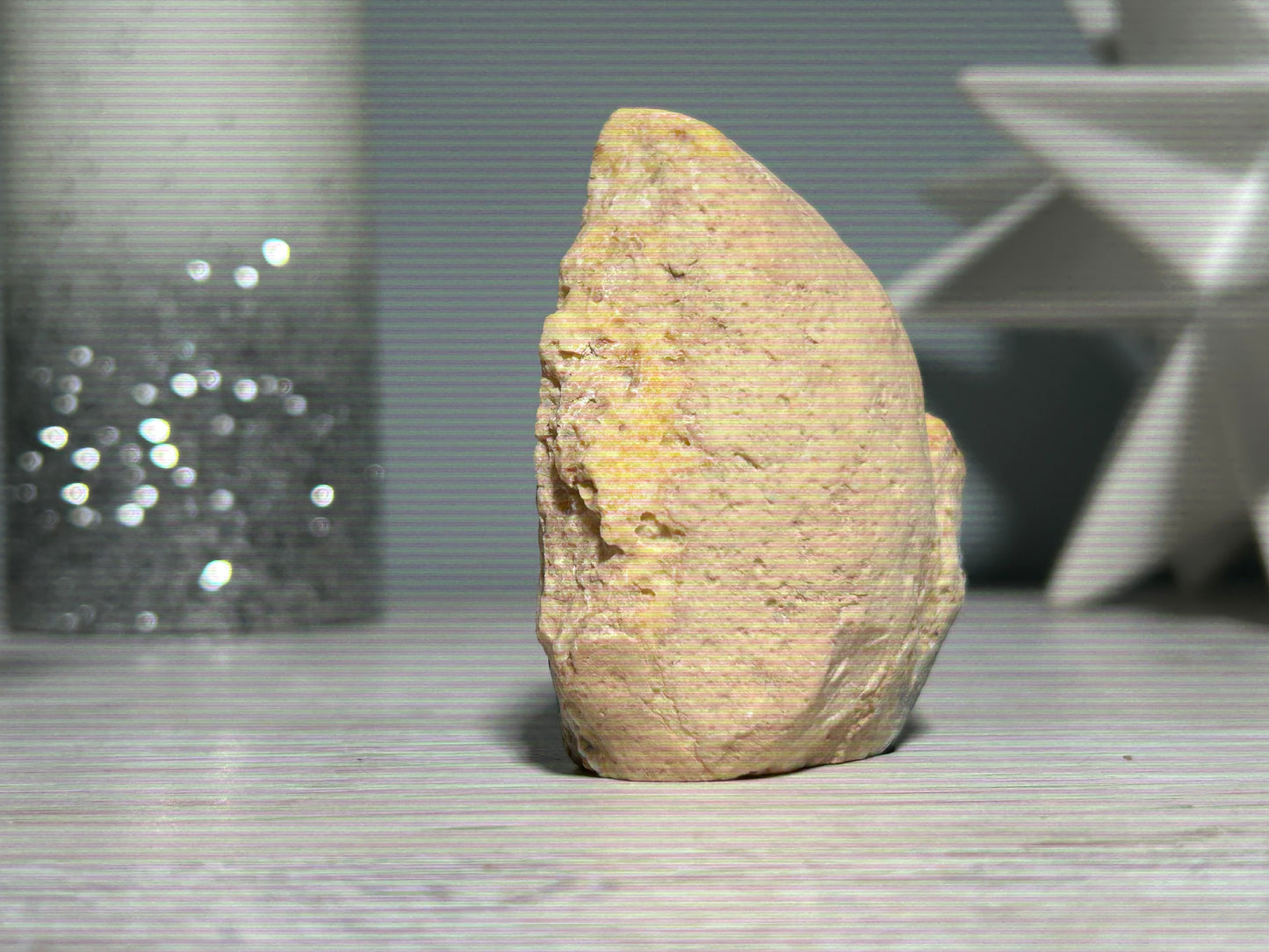 Agate Geode (2.7", 68mm)