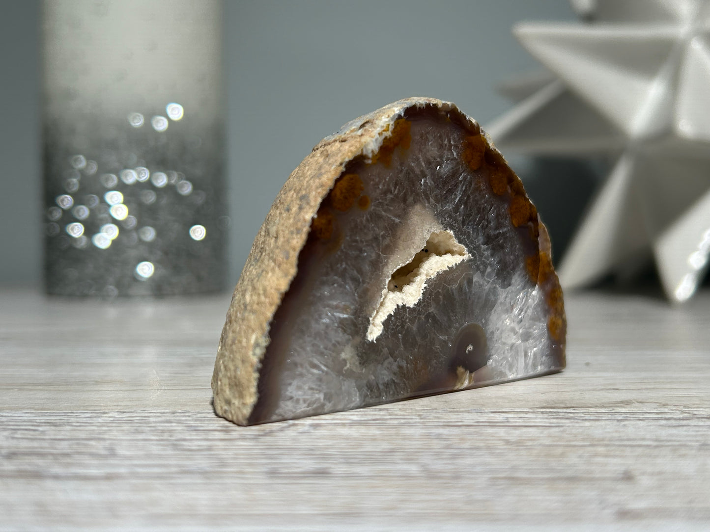 Agate Geode (1.9", 48mm)