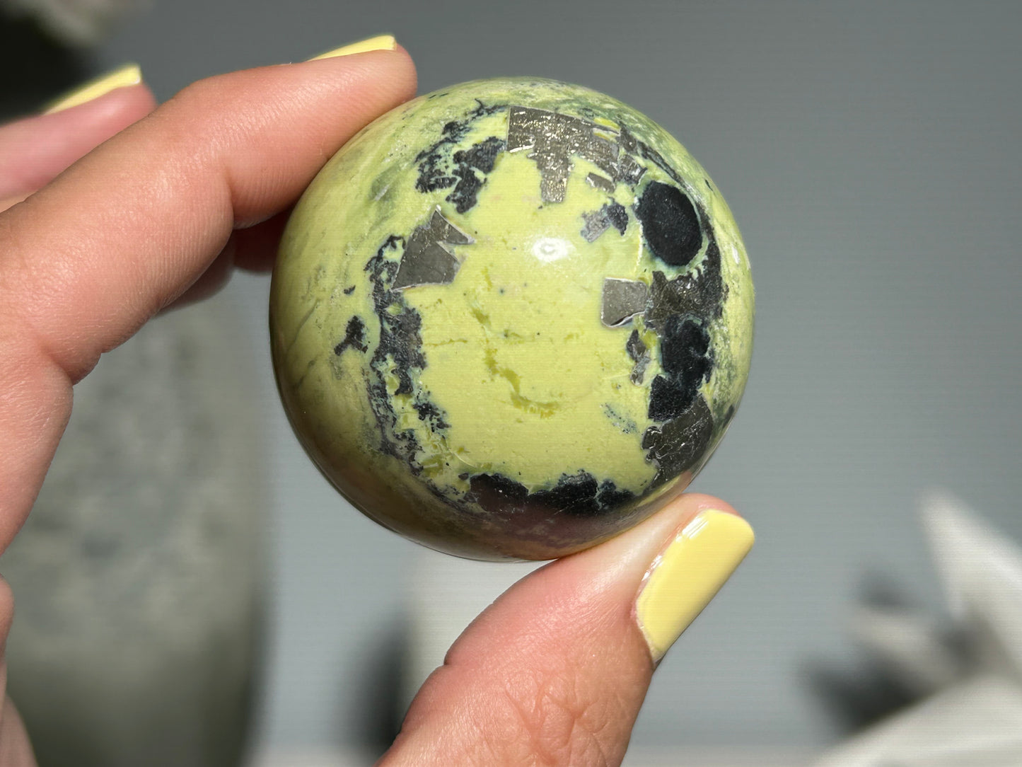 Serpentine Sphere (1.7", 44mm)