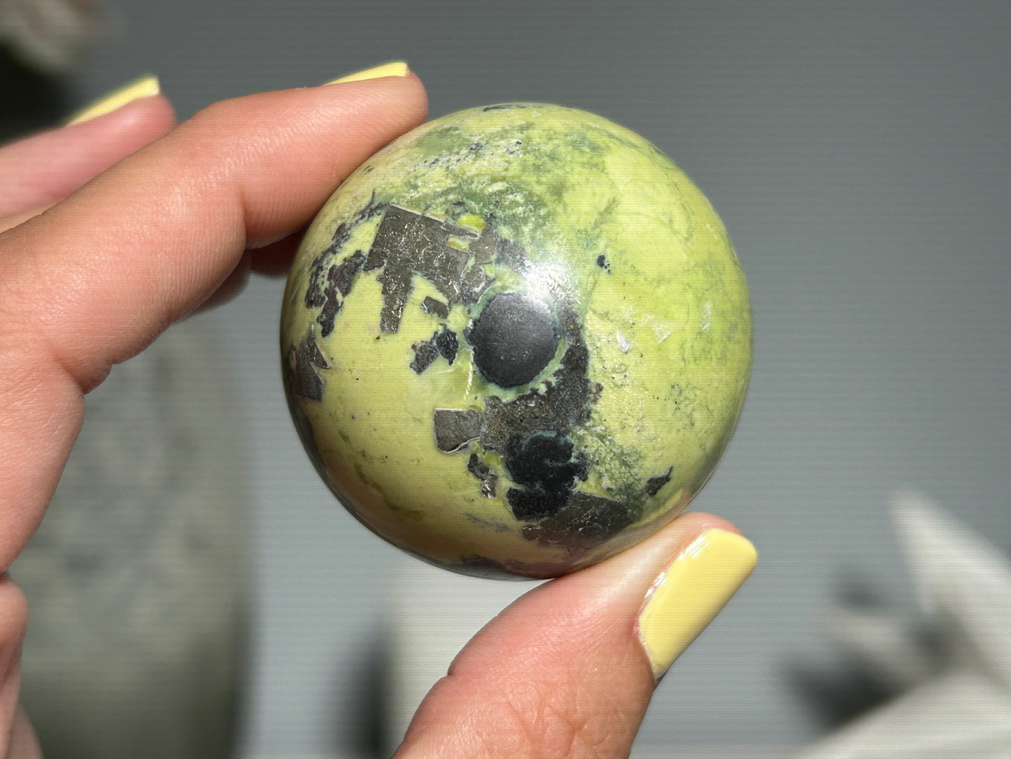 Serpentine Sphere (1.7", 44mm)