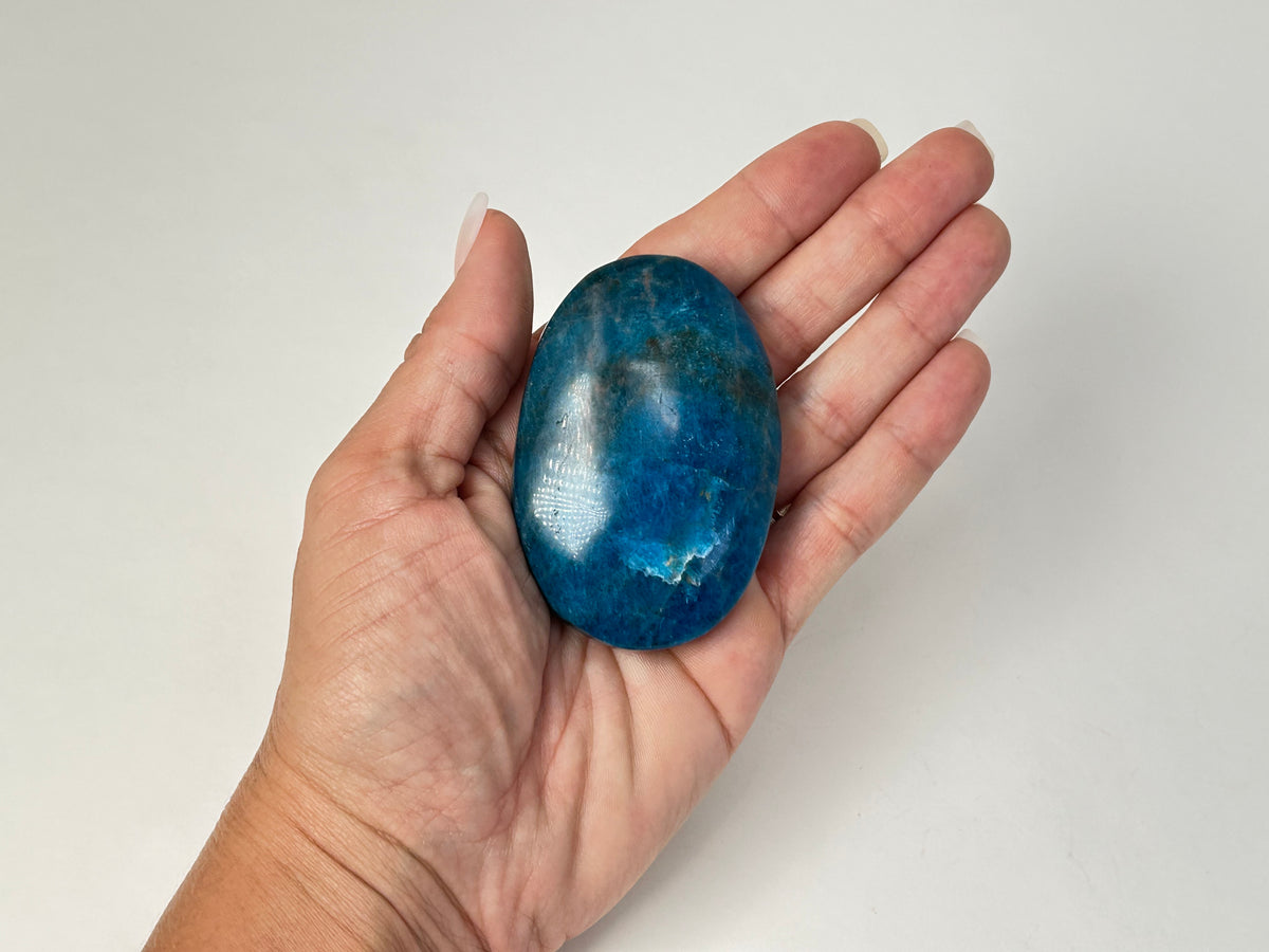 Apatite Palm Stone (2.5", 64mm)