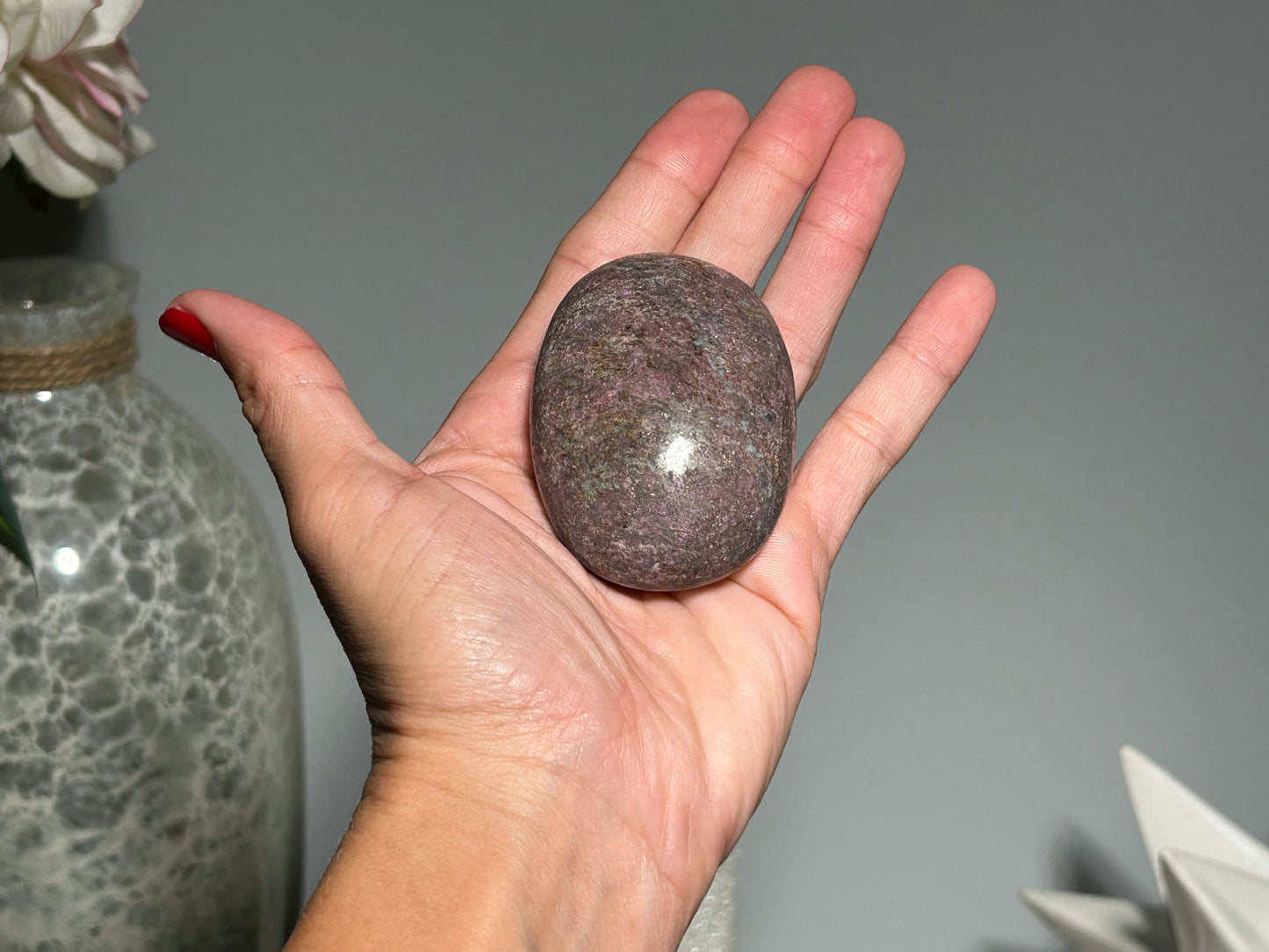 Ruby Palm Stone (2.5", 63mm)