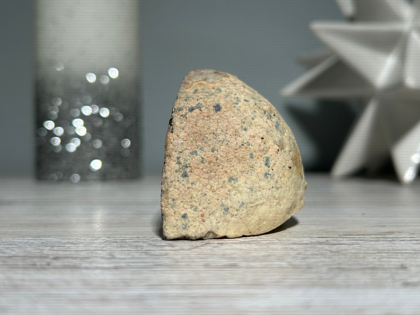 Agate Geode (1.9", 48mm)