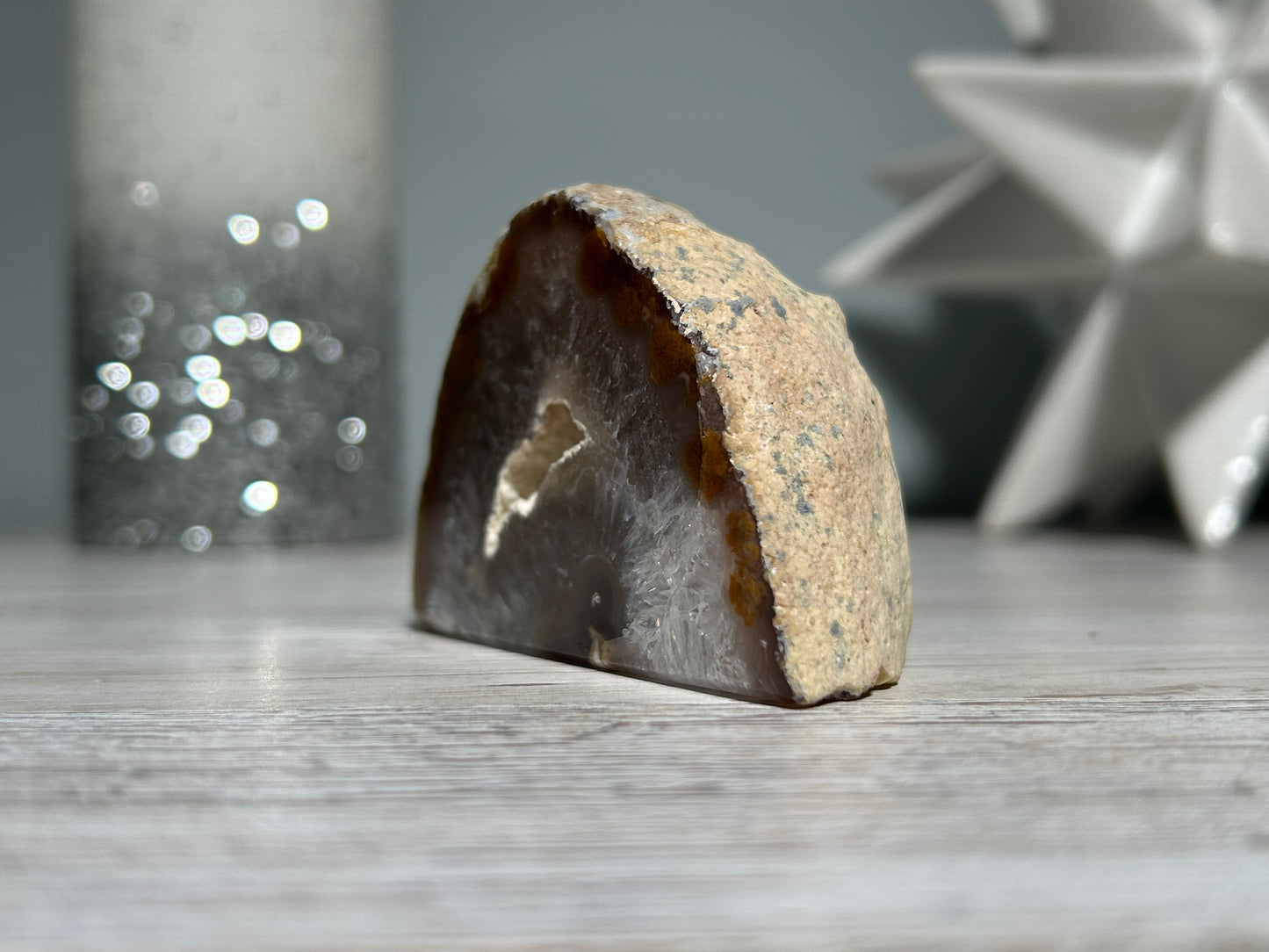 Agate Geode (1.9", 48mm)