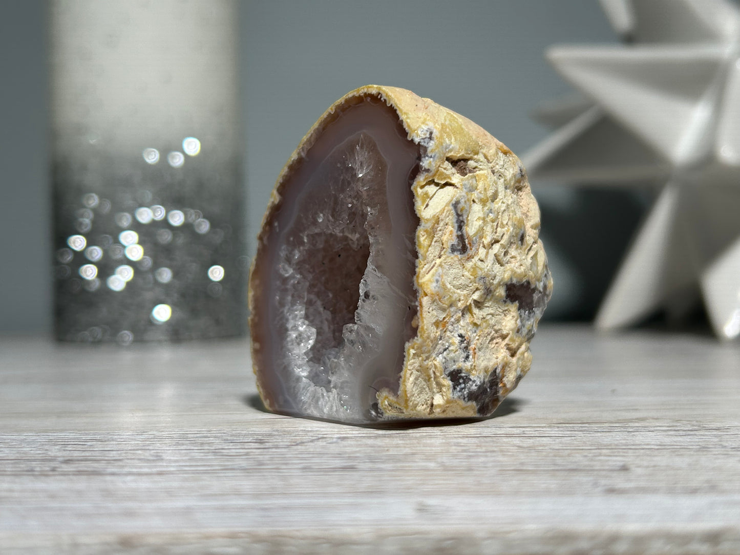 Agate Geode (2.1", 53mm)