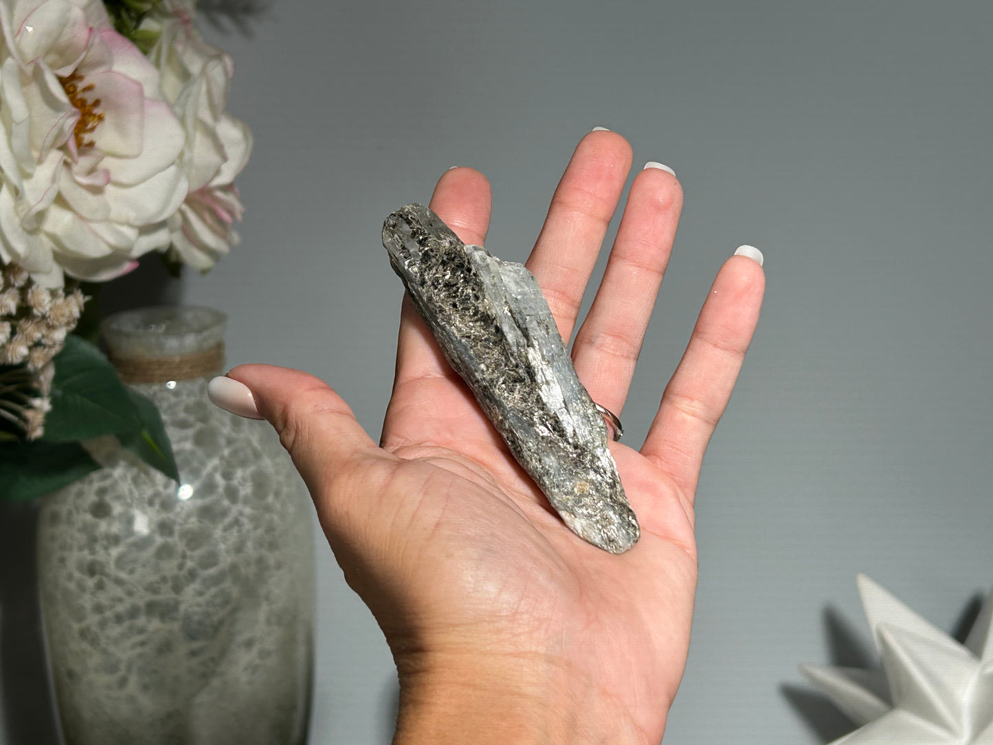 Blue Kyanite with Silver Sheen (4", 102mm)