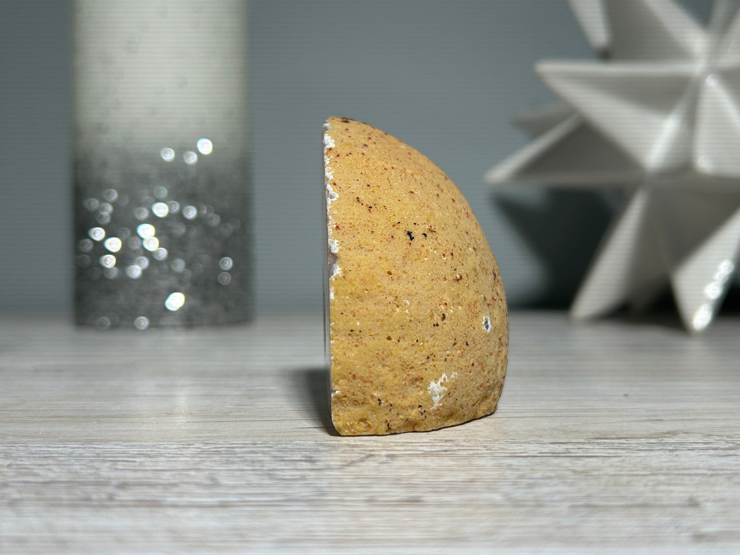 Agate Geode (2.3", 59mm)