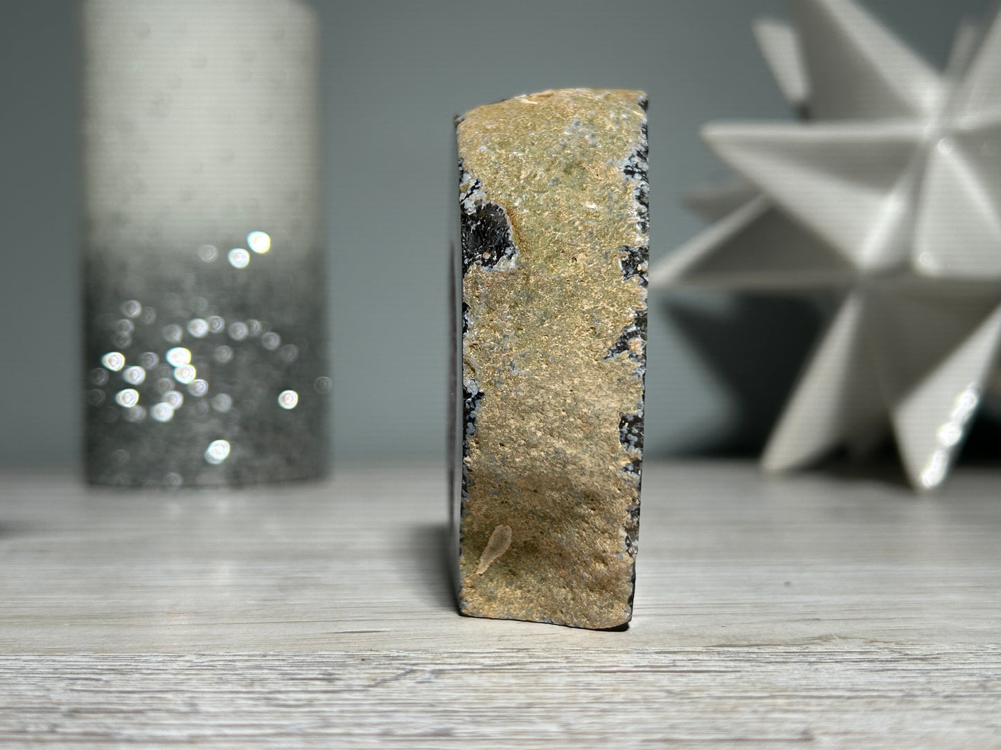 Agate Geode (3", 75mm)