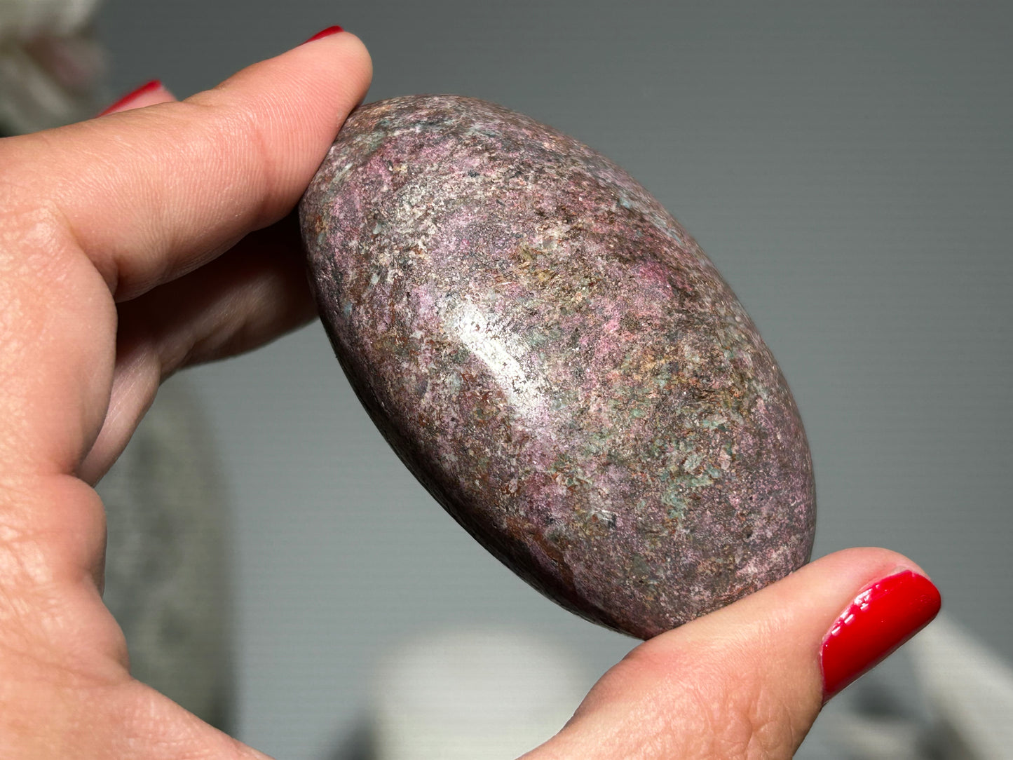 Ruby Palm Stone (2.5", 63mm)