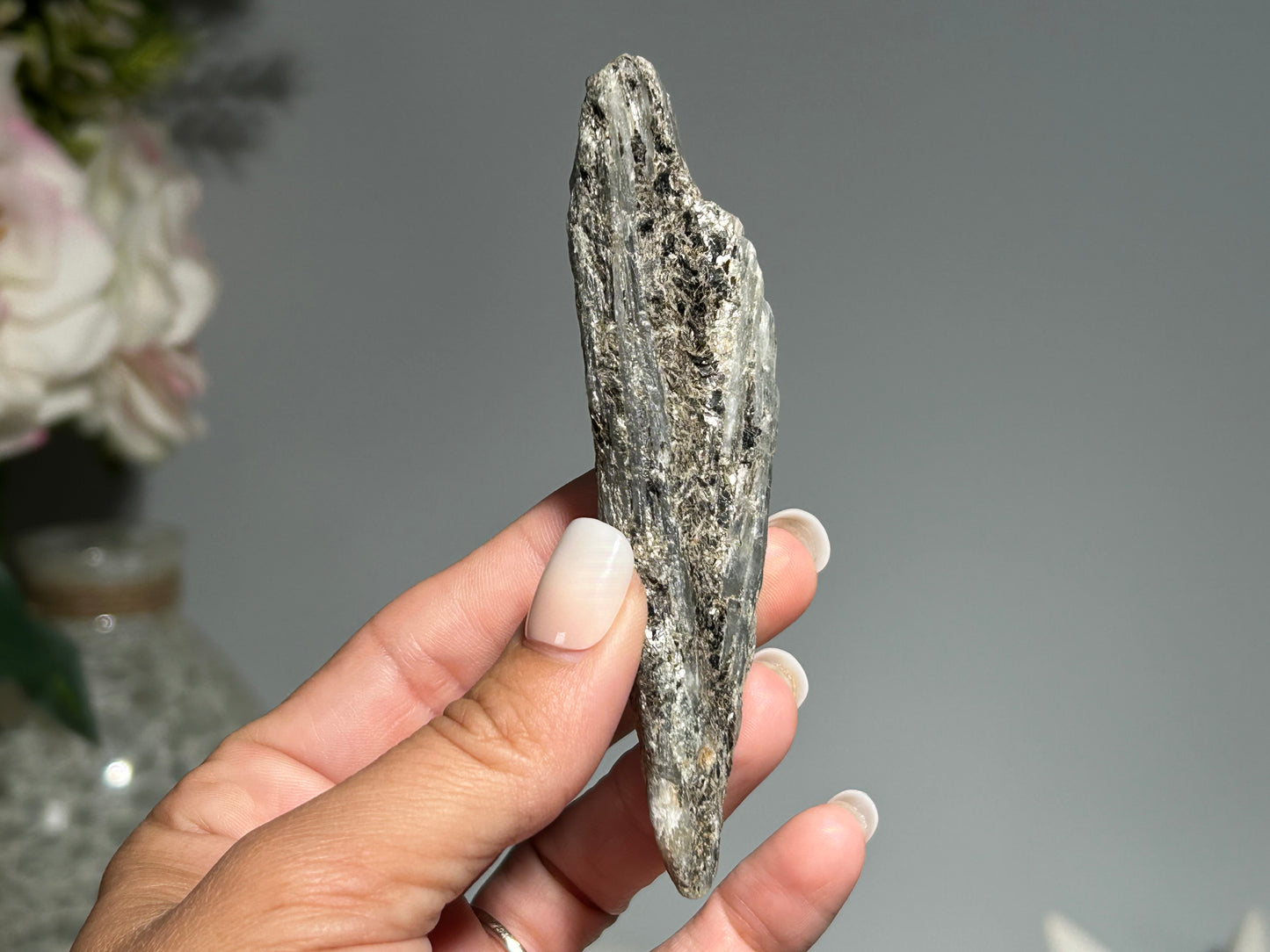 Blue Kyanite with Silver Sheen (4", 102mm)