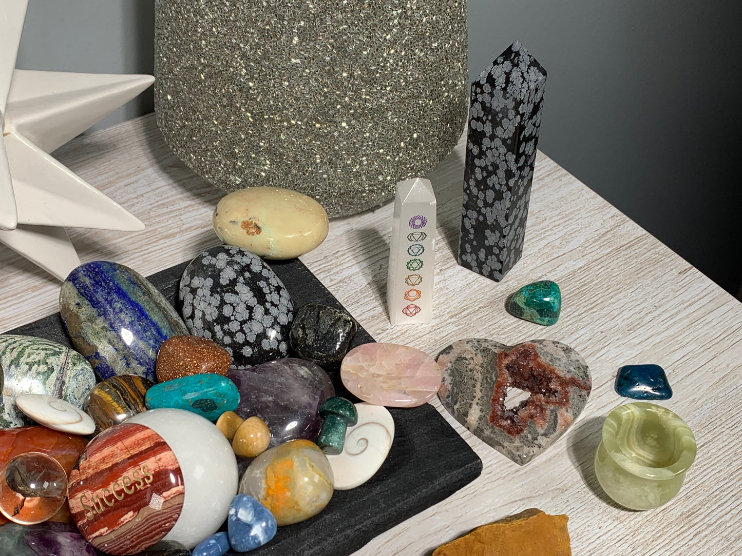 Crystal Mystery Box (Mini Scoop-Mega Box)