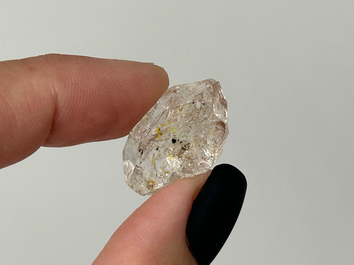 Petroleum Quartz (0.8", 21mm)