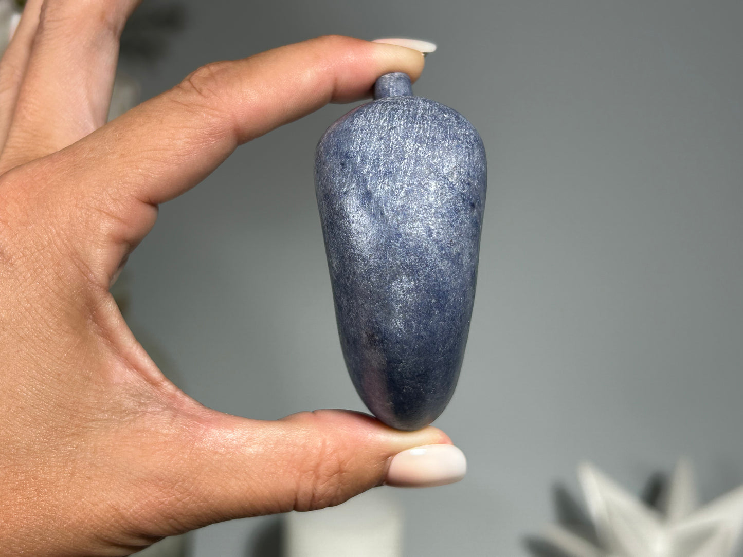 Blue Quartz Stomach (2.7", 69mm)