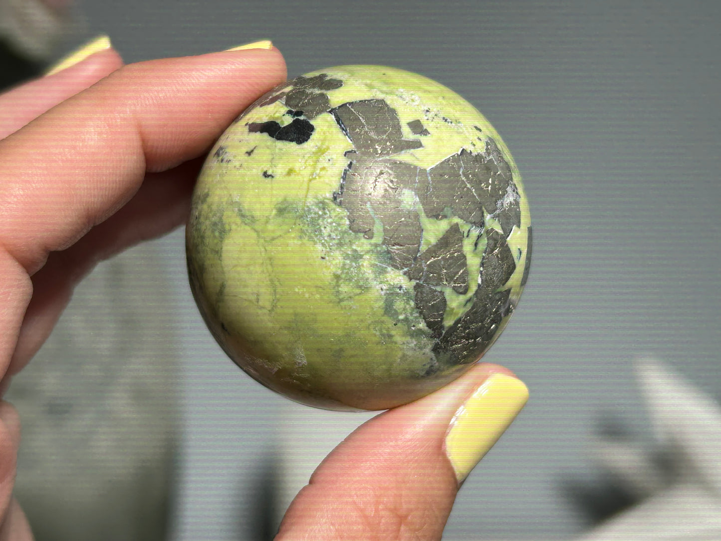 Serpentine Sphere (1.7", 44mm)