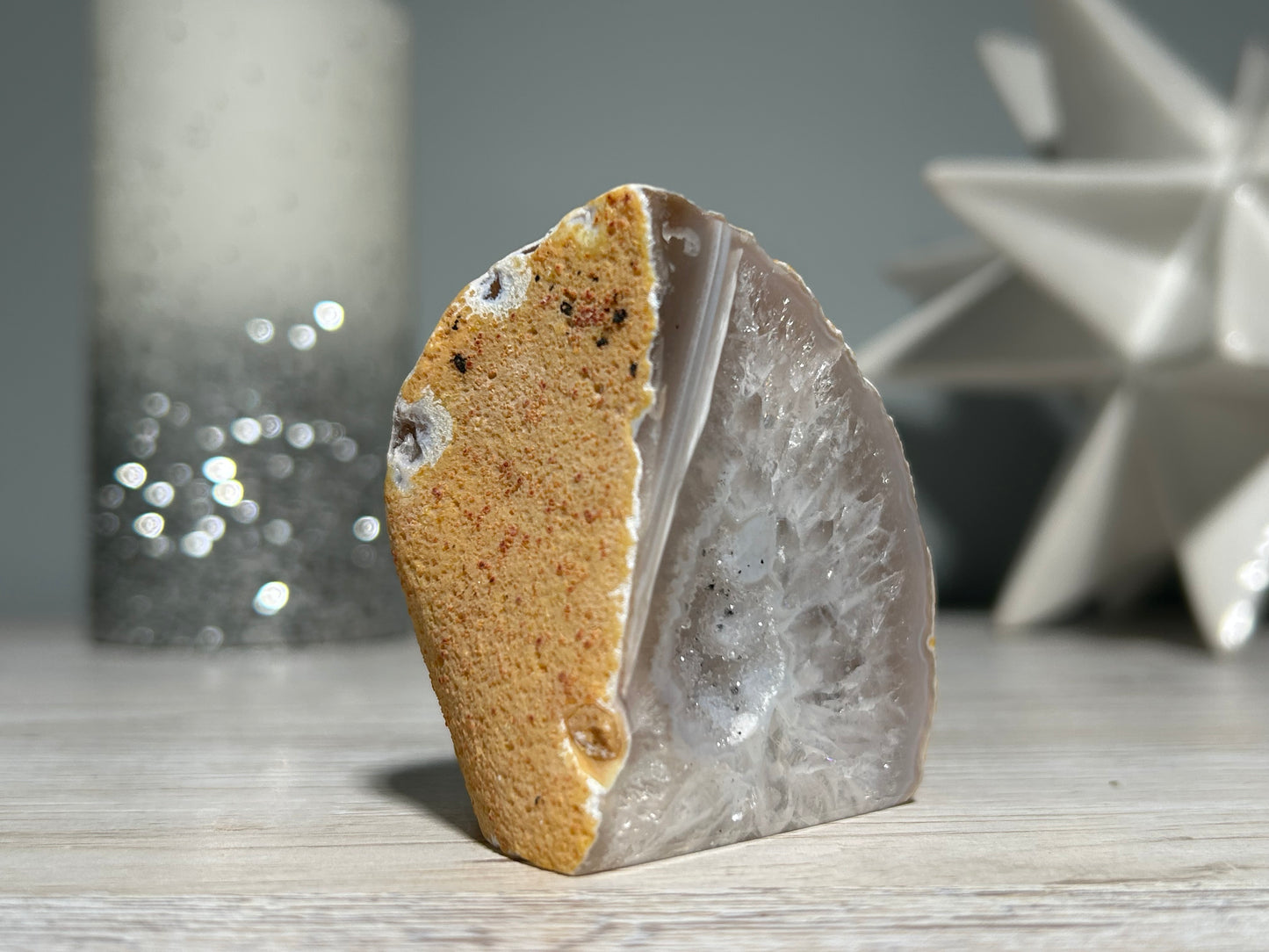 Agate Geode (2.3", 59mm)