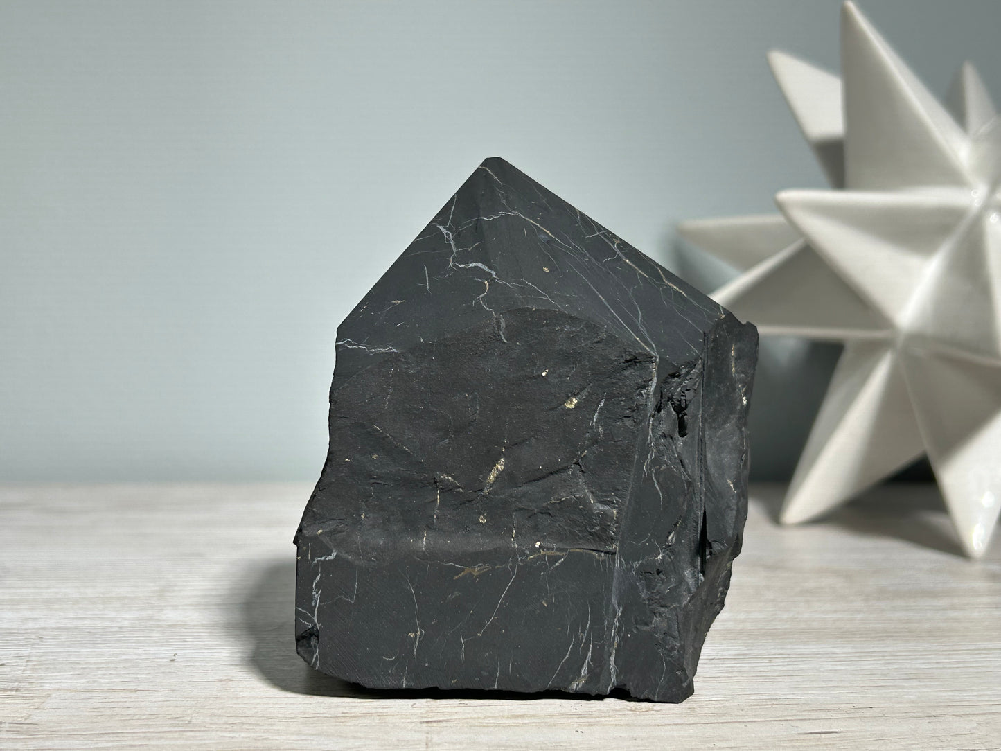 Shungite Half Raw Tower (3.9”, 100mm)