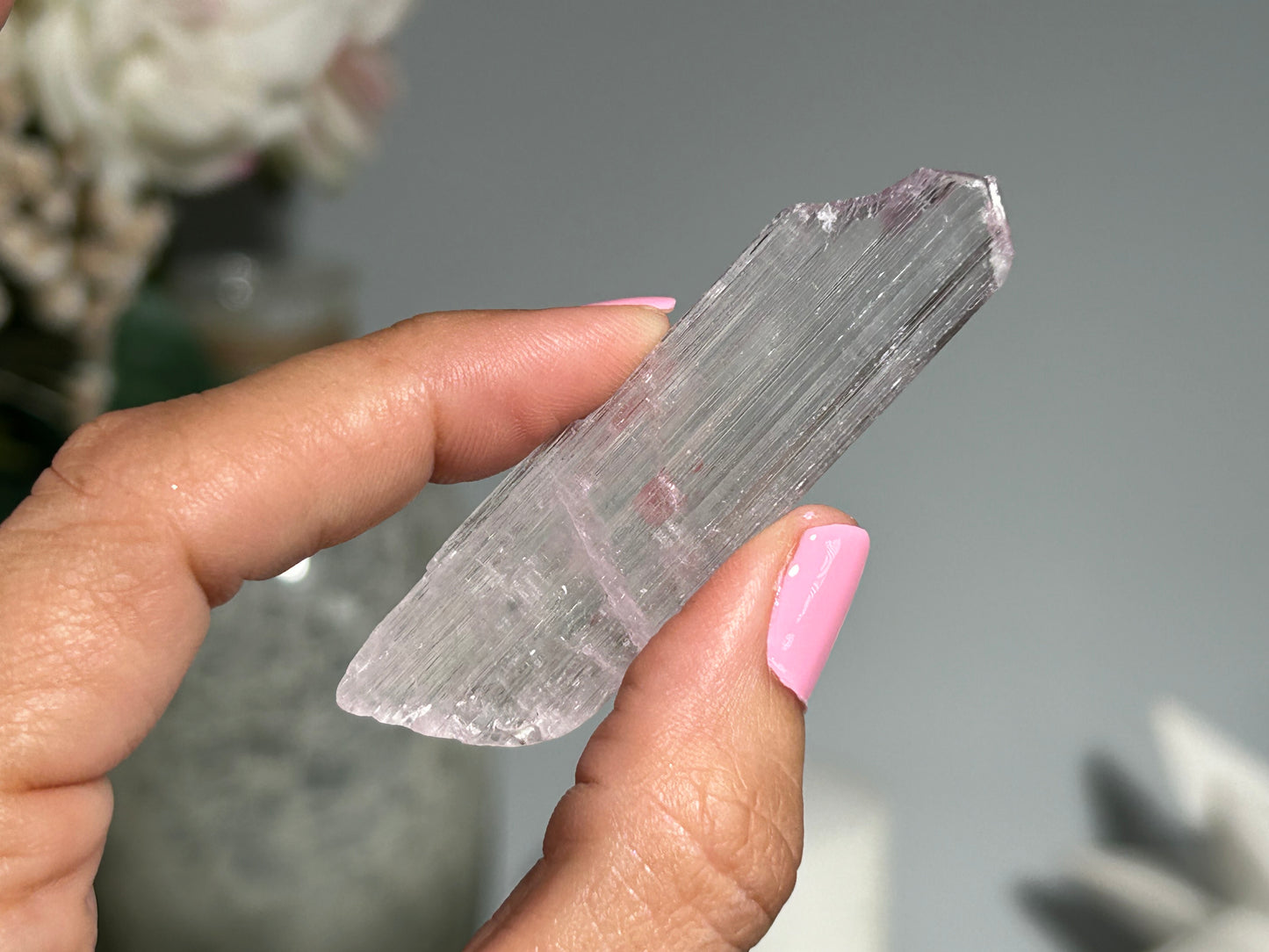 Natural Purple Kunzite Point (2.5", 64mm)