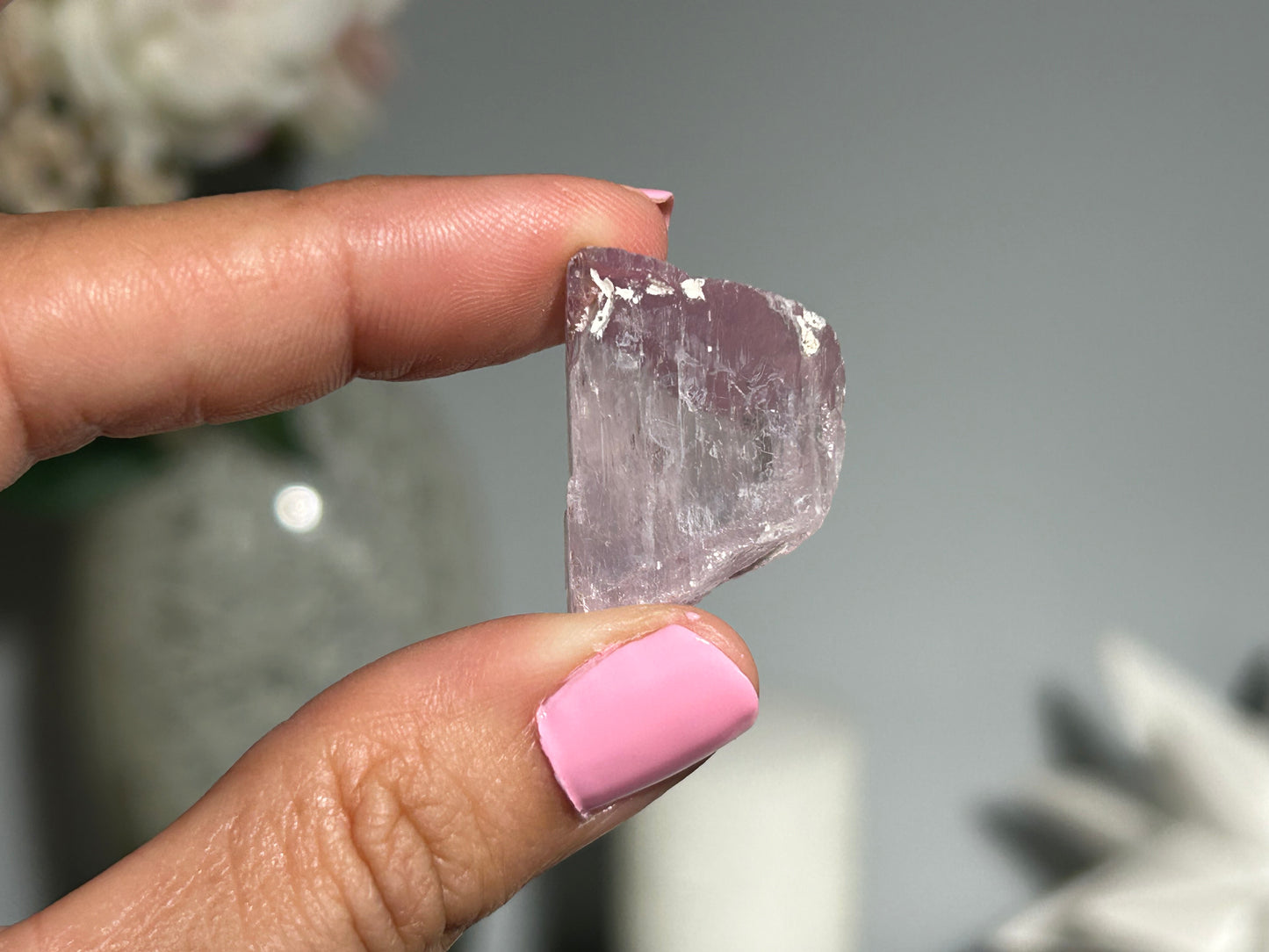 Natural Purple Kunzite Point (1", 25mm)