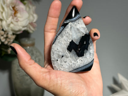 Black Agate Freeform (3.25", 83mm)