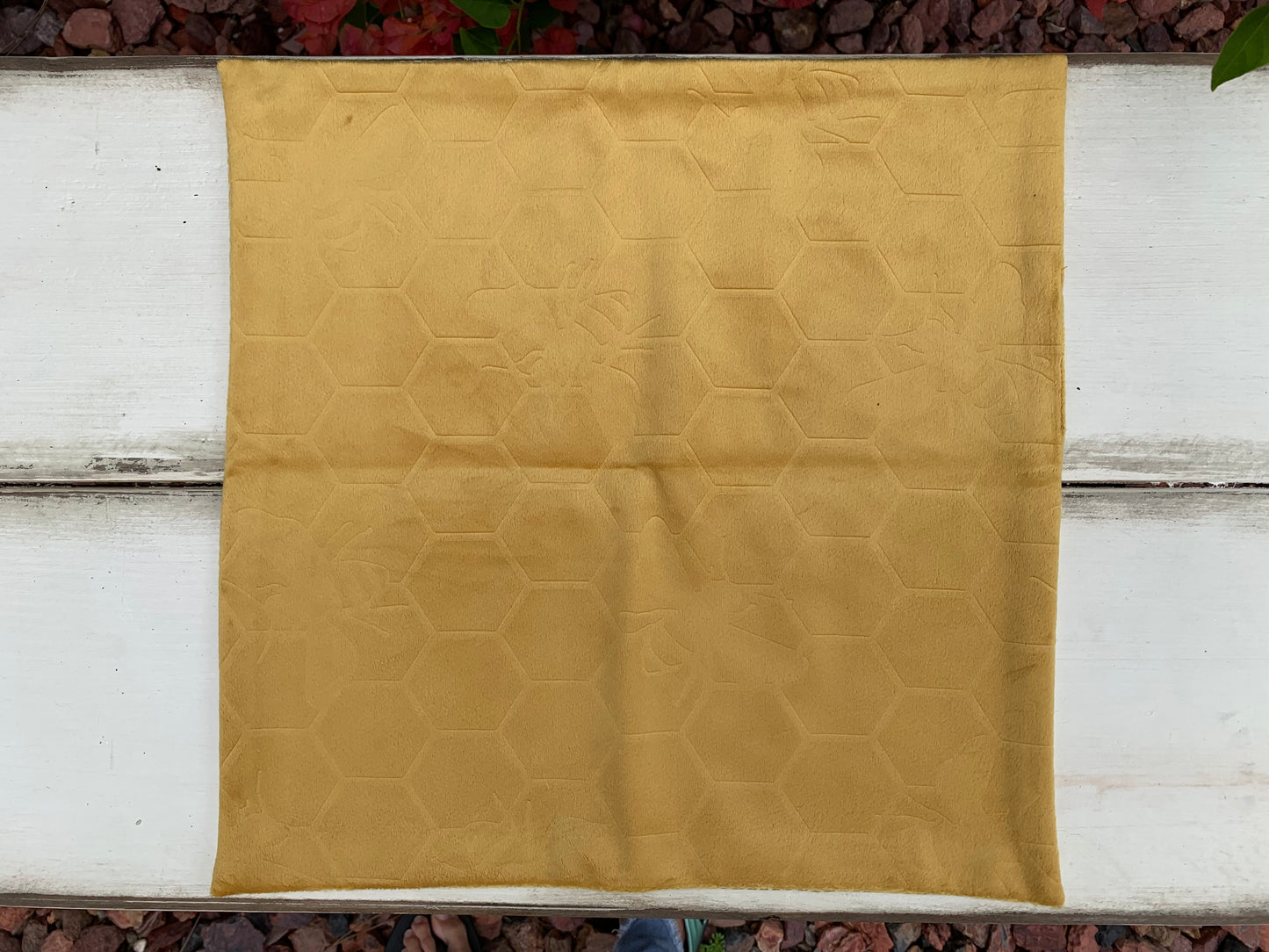 Premium Yellow Altar Cloth, Two Sided, Sun Altar Cloth, Bumblebee, Honeycomb, Litha Altar Cloth, Summer Solstice Altar Cloth