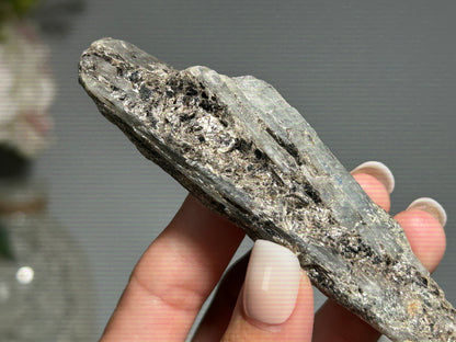 Blue Kyanite with Silver Sheen (4", 102mm)