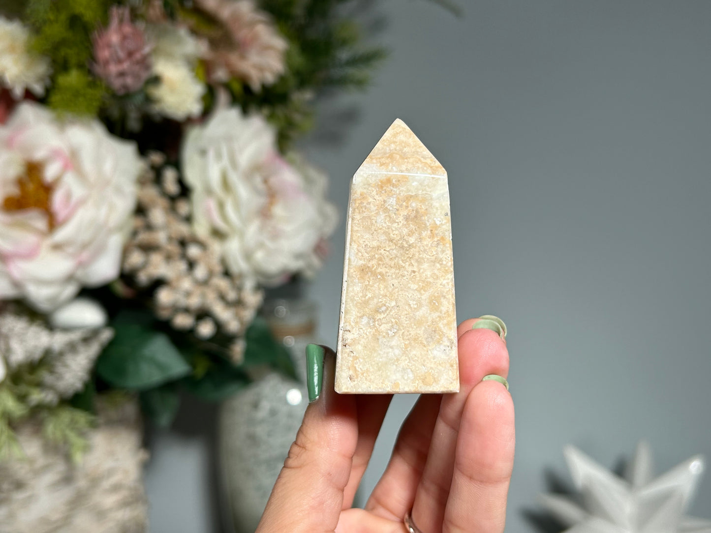 Caribbean Calcite Tower (2.5", 64mm)