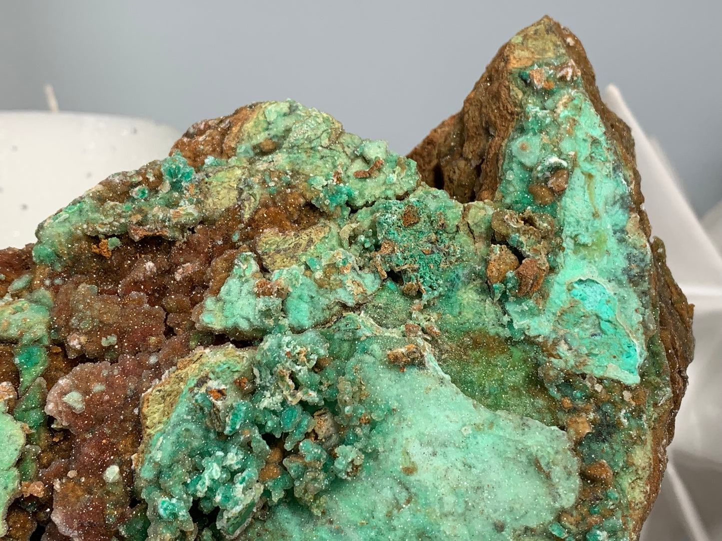 Druzy Chrysoprase (6.8", 174mm)