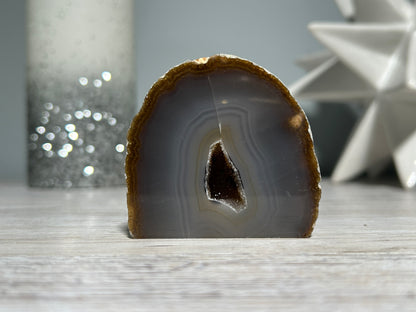 Agate Geode (2", 51mm)