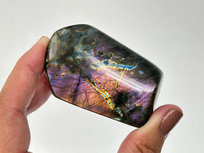 Labradorite Freeform (2.4", 60mm)