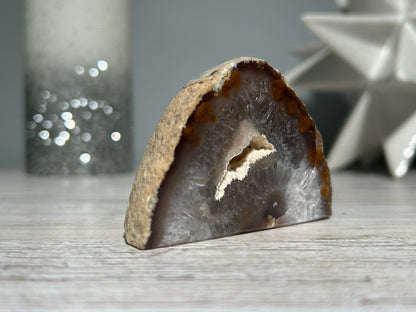 Agate Geode (1.9", 48mm)