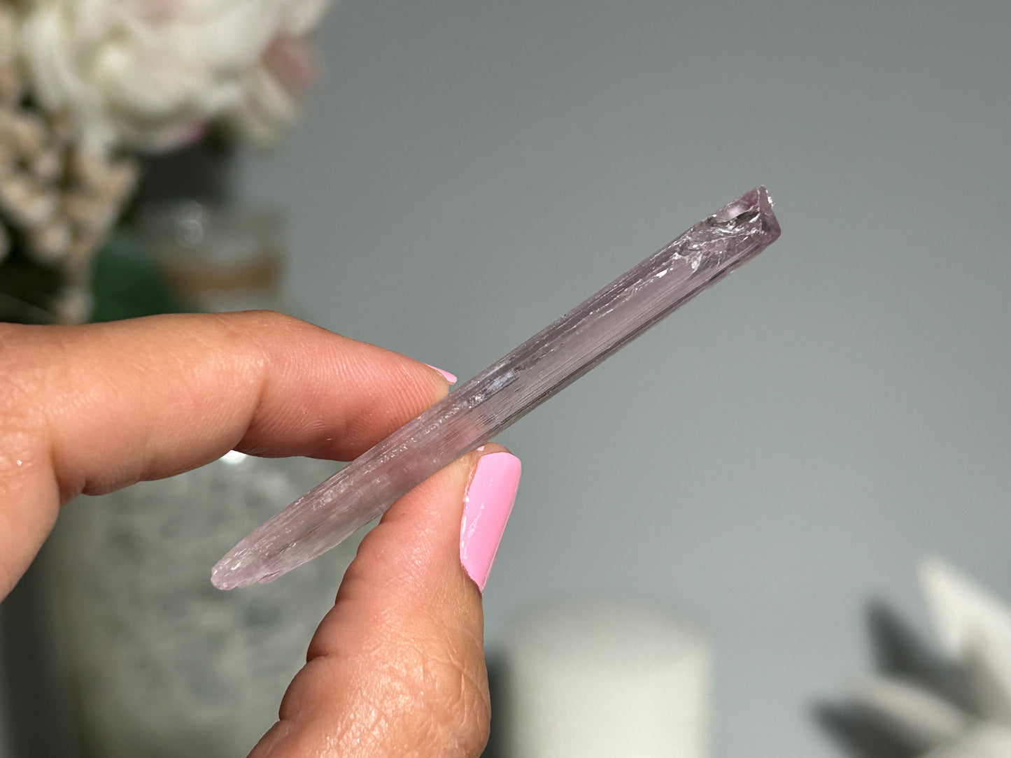 Natural Purple Kunzite Point (2.5", 64mm)