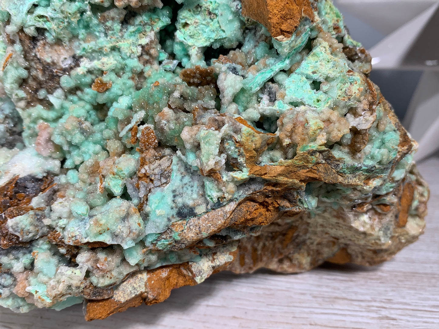 Druzy Chrysoprase (6.1", 155mm)