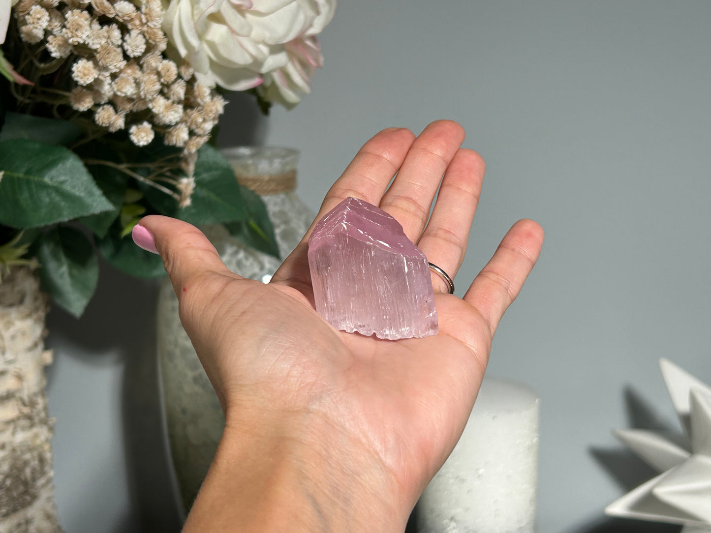 Natural Purple Kunzite Point (1.4", 35mm)