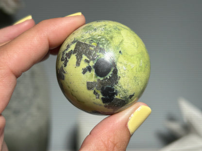Serpentine Sphere (1.7", 44mm)