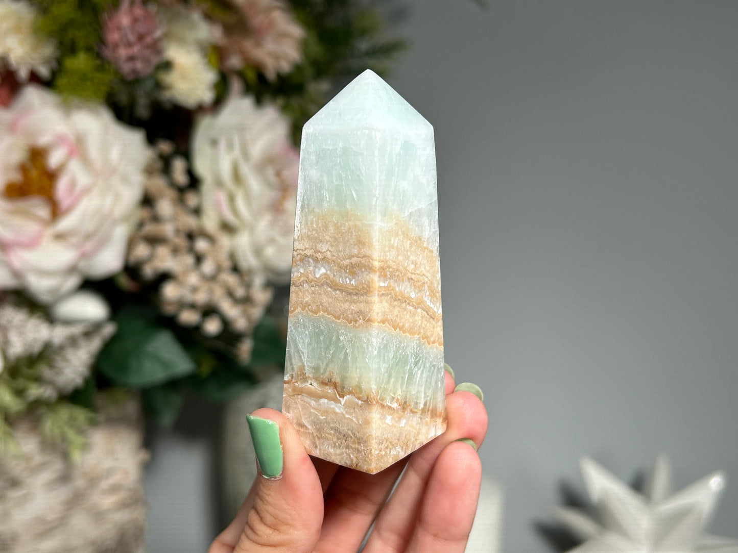 Caribbean Calcite Tower (3.4", 86mm)