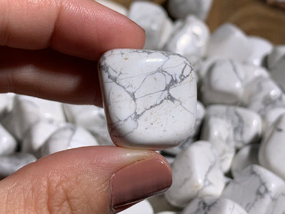 Tumbled White Howlite