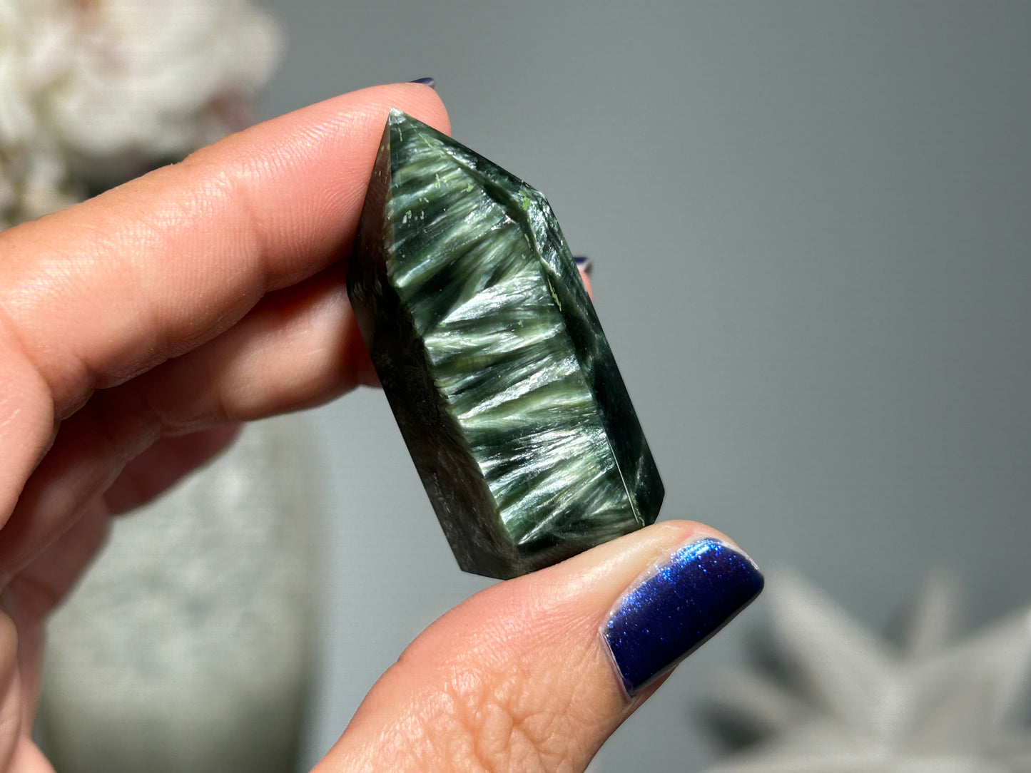 Seraphinite Tower (1.6", 41mm)