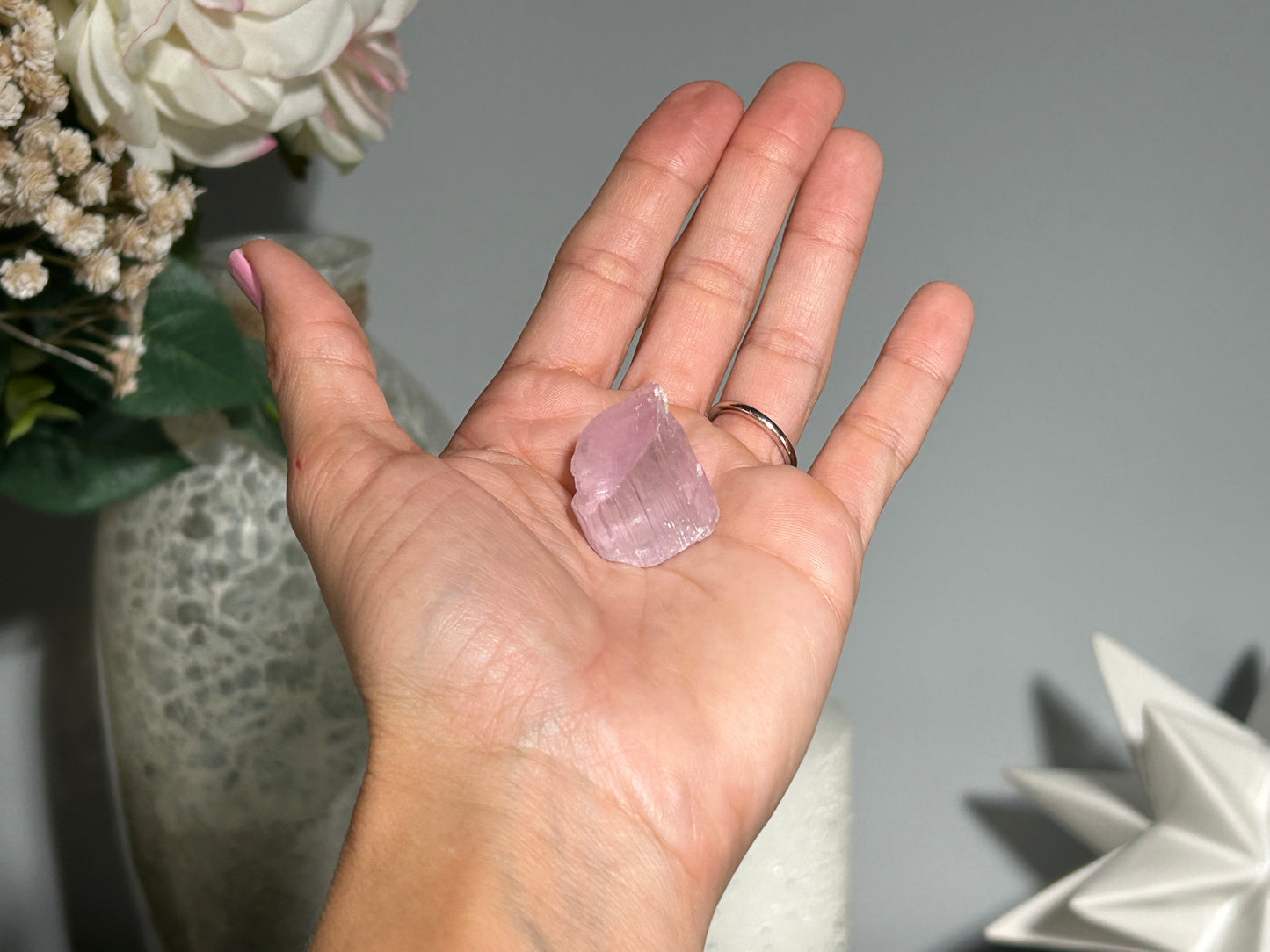 Natural Purple Kunzite Point (1", 25mm)