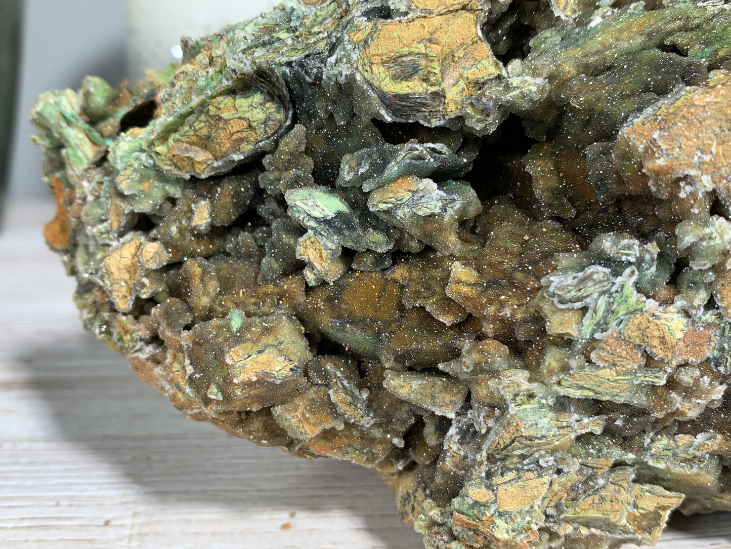 Druzy Chrysoprase (7.8", 198mm)