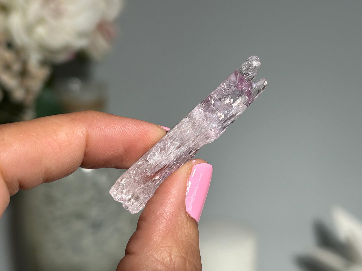 Natural Purple Kunzite Point (1.8", 46mm)