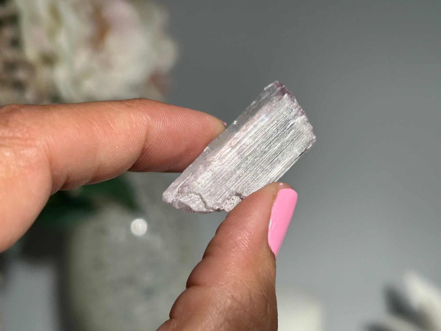 Natural Purple Kunzite Point (1.3", 34mm)