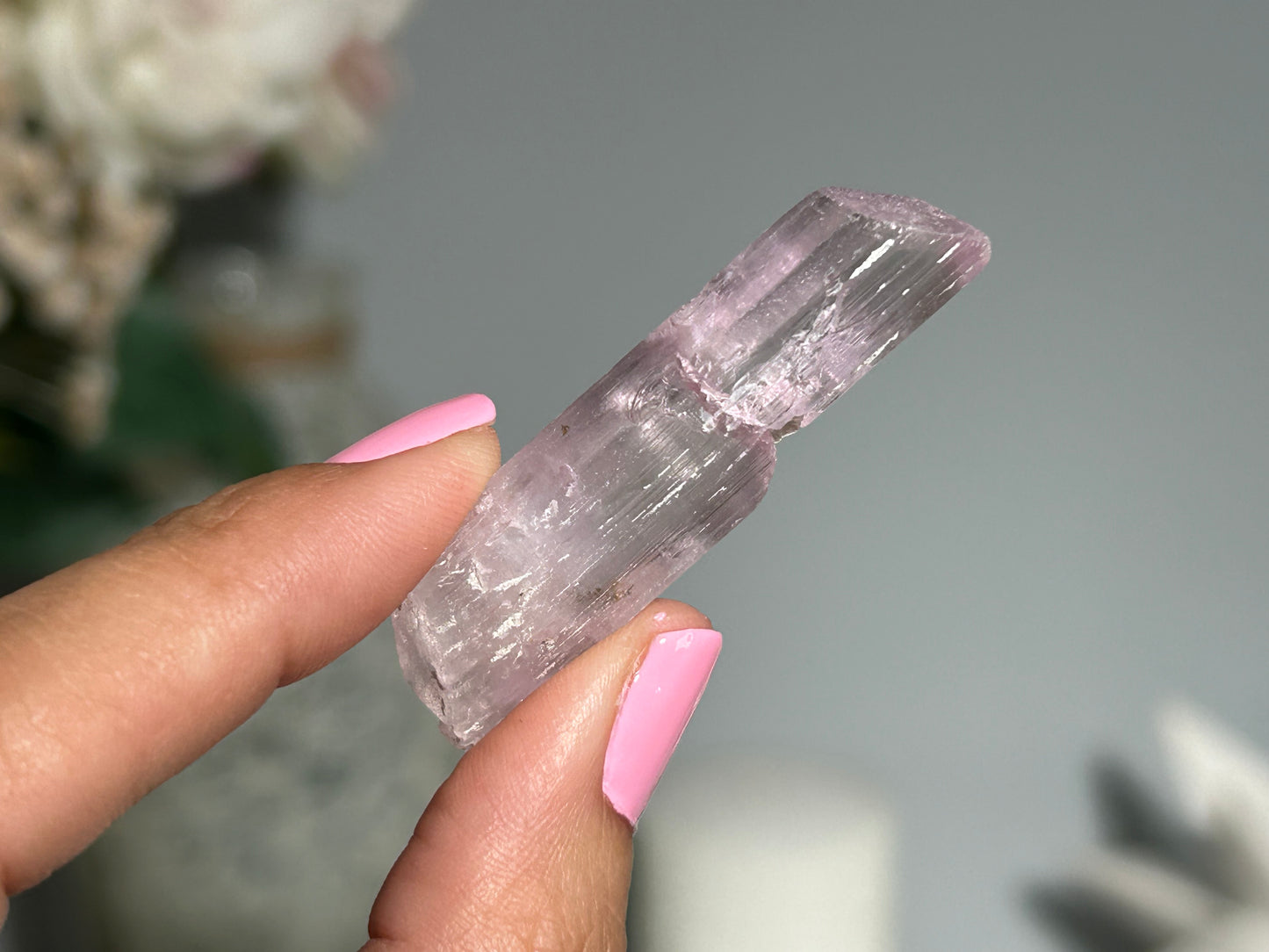 Natural Purple Kunzite Point (1.9", 48mm)