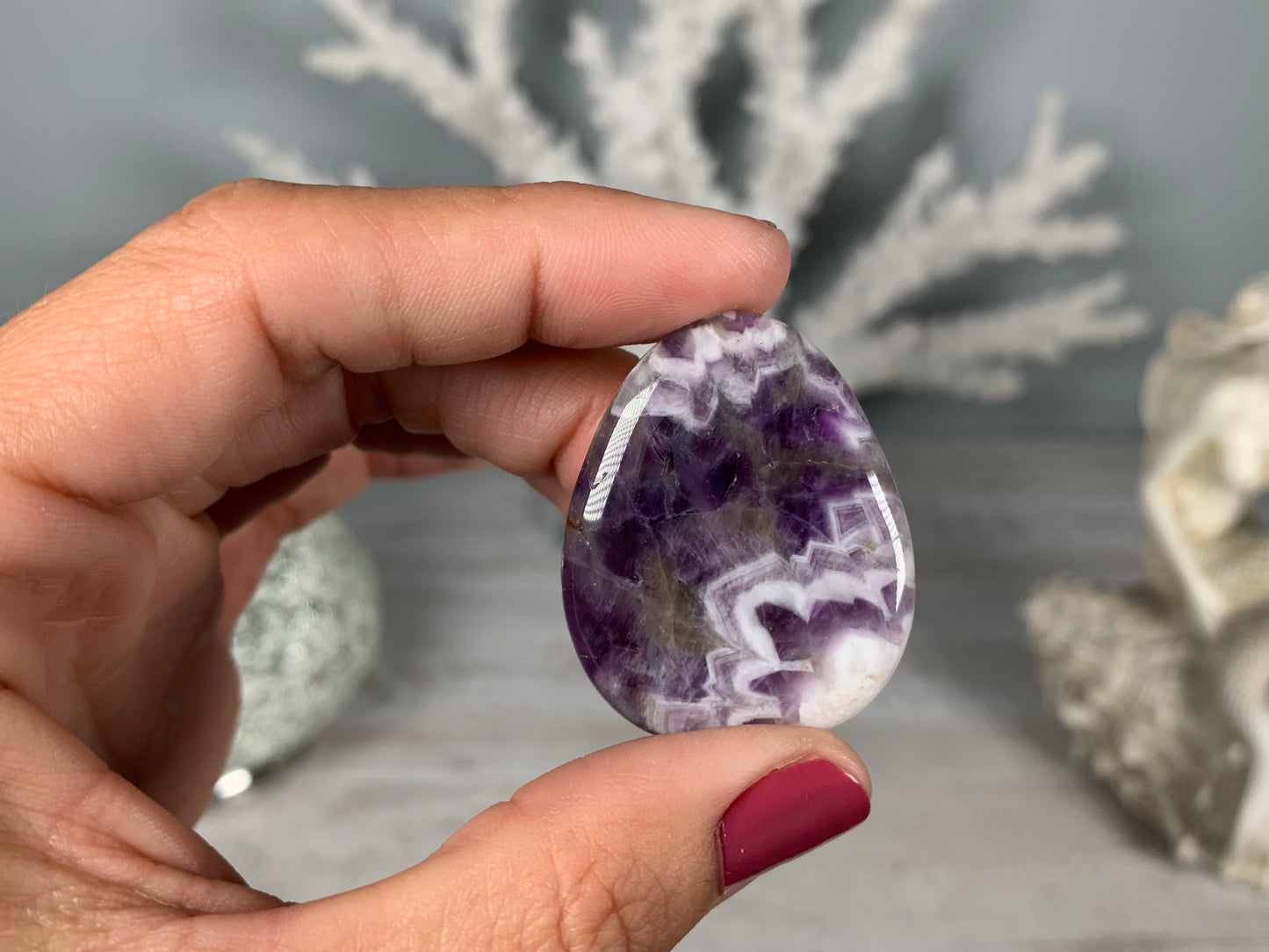 Flat Dog Tooth Amethyst Palm Stone