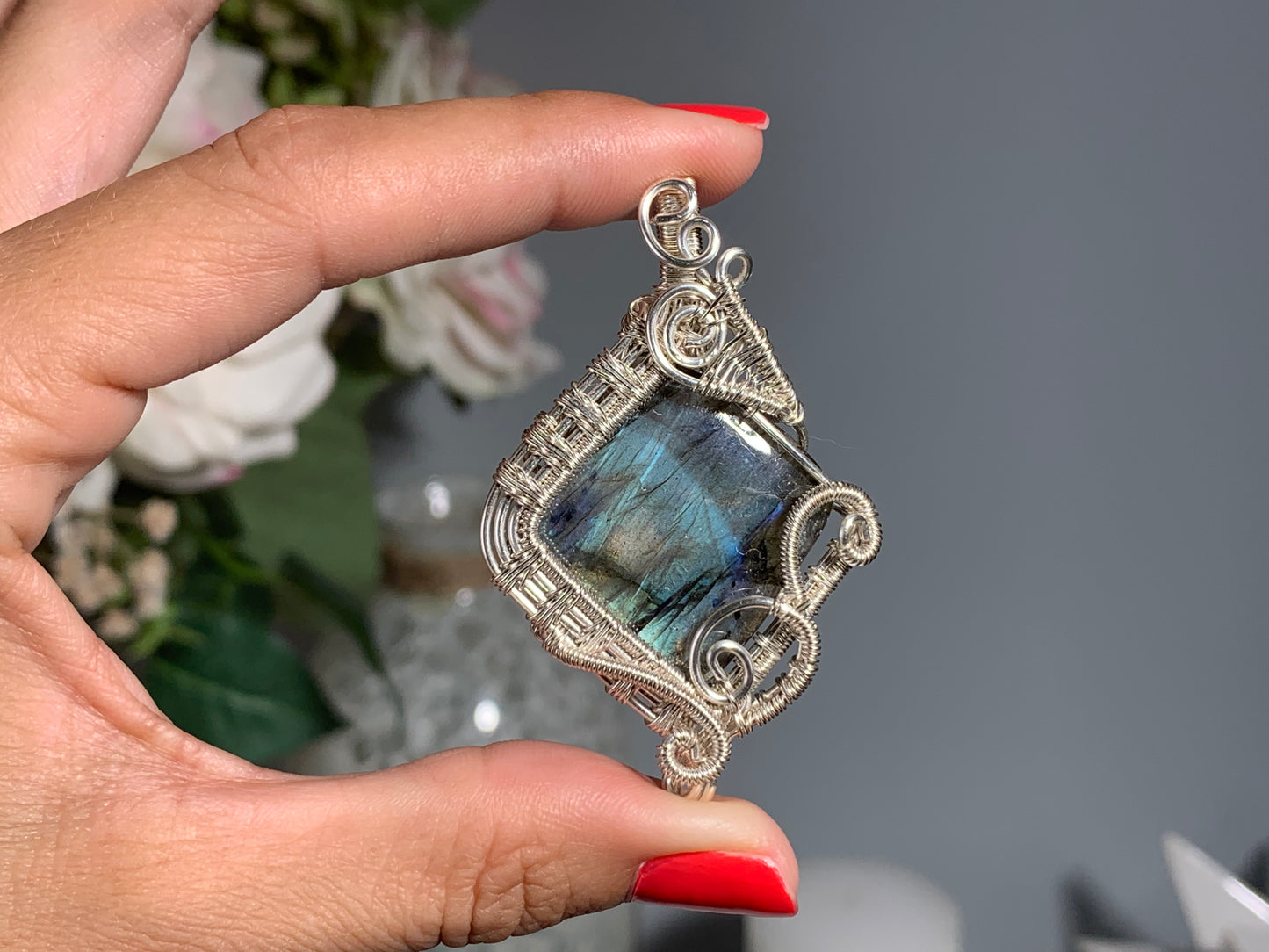 Wire Wrapped Labradorite Pendant (2.3" 58mm)