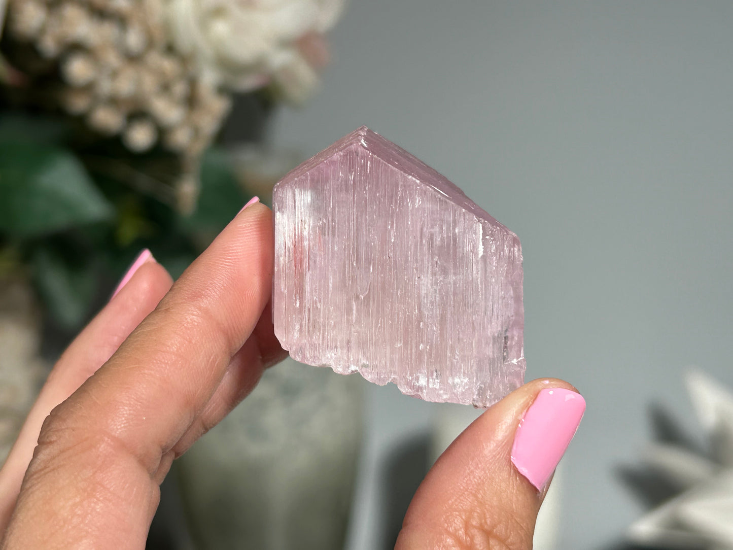 Natural Purple Kunzite Point (1.4", 35mm)