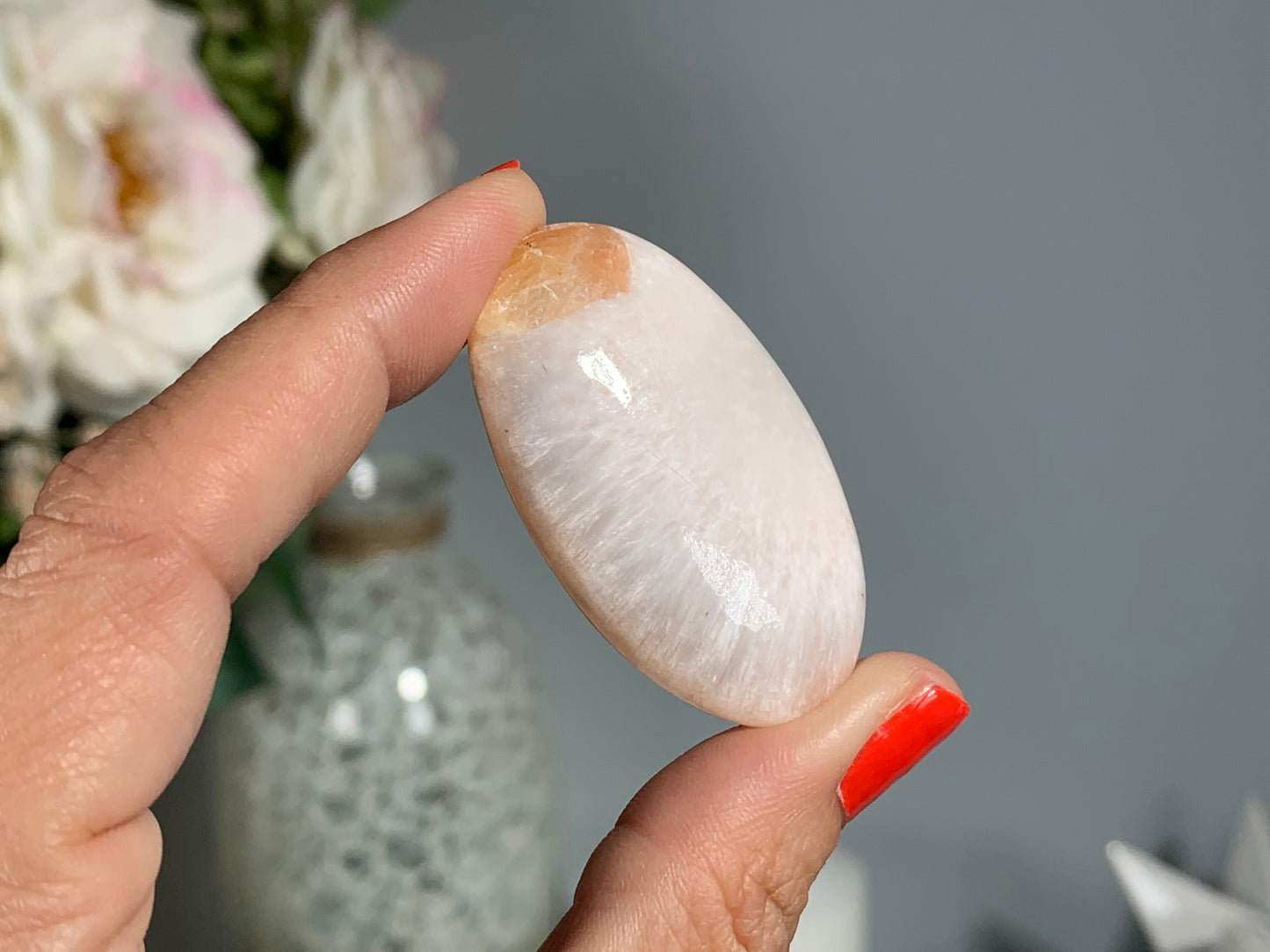 Mini Stilbite with Scolecite Palm Stone