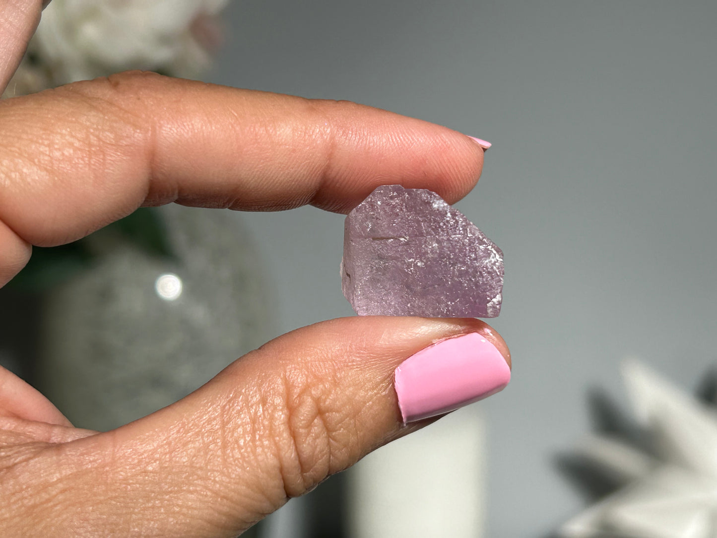 Natural Purple Kunzite Point (1", 25mm)