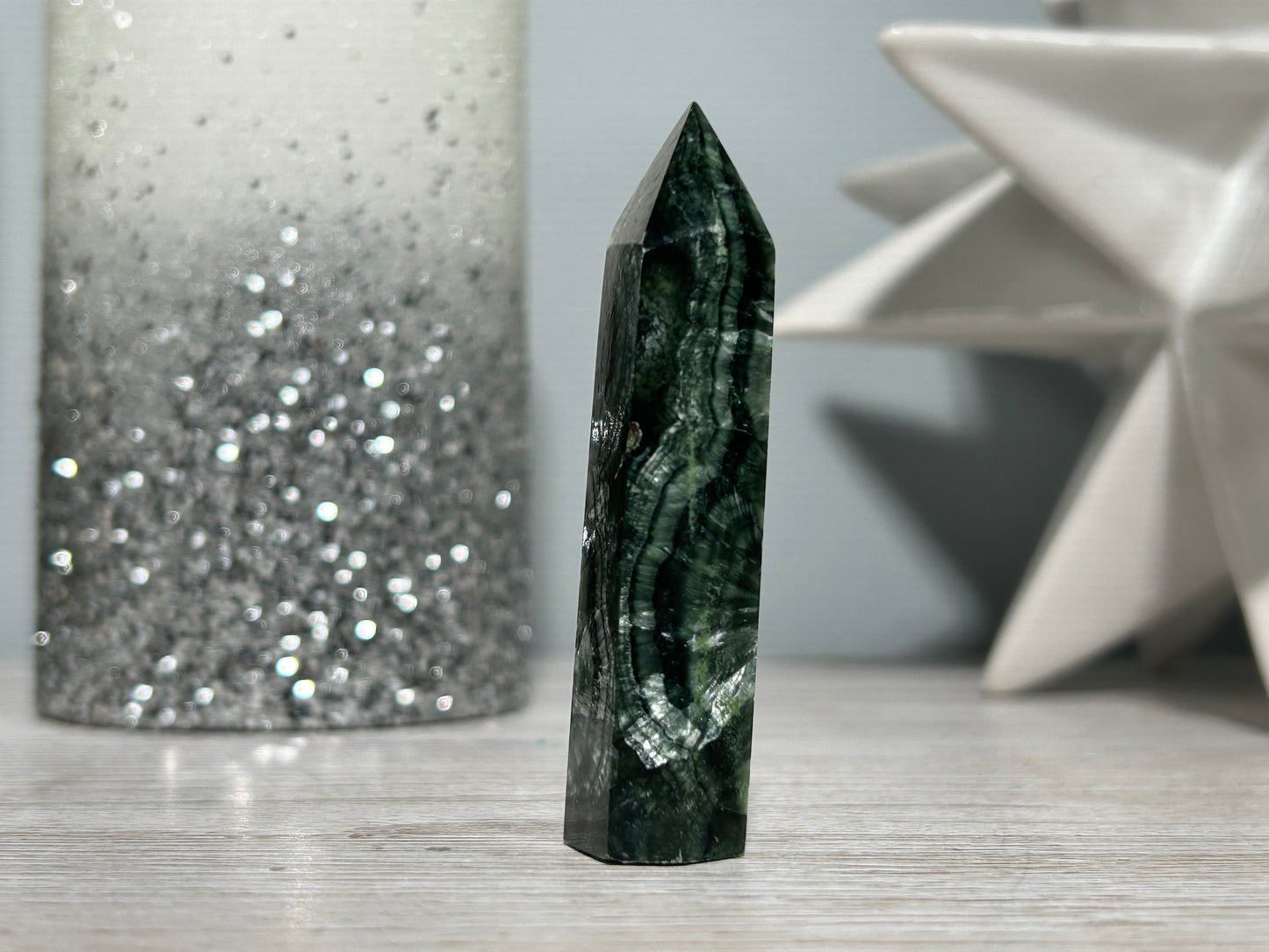 Seraphinite Tower (2.7", 69 mm)